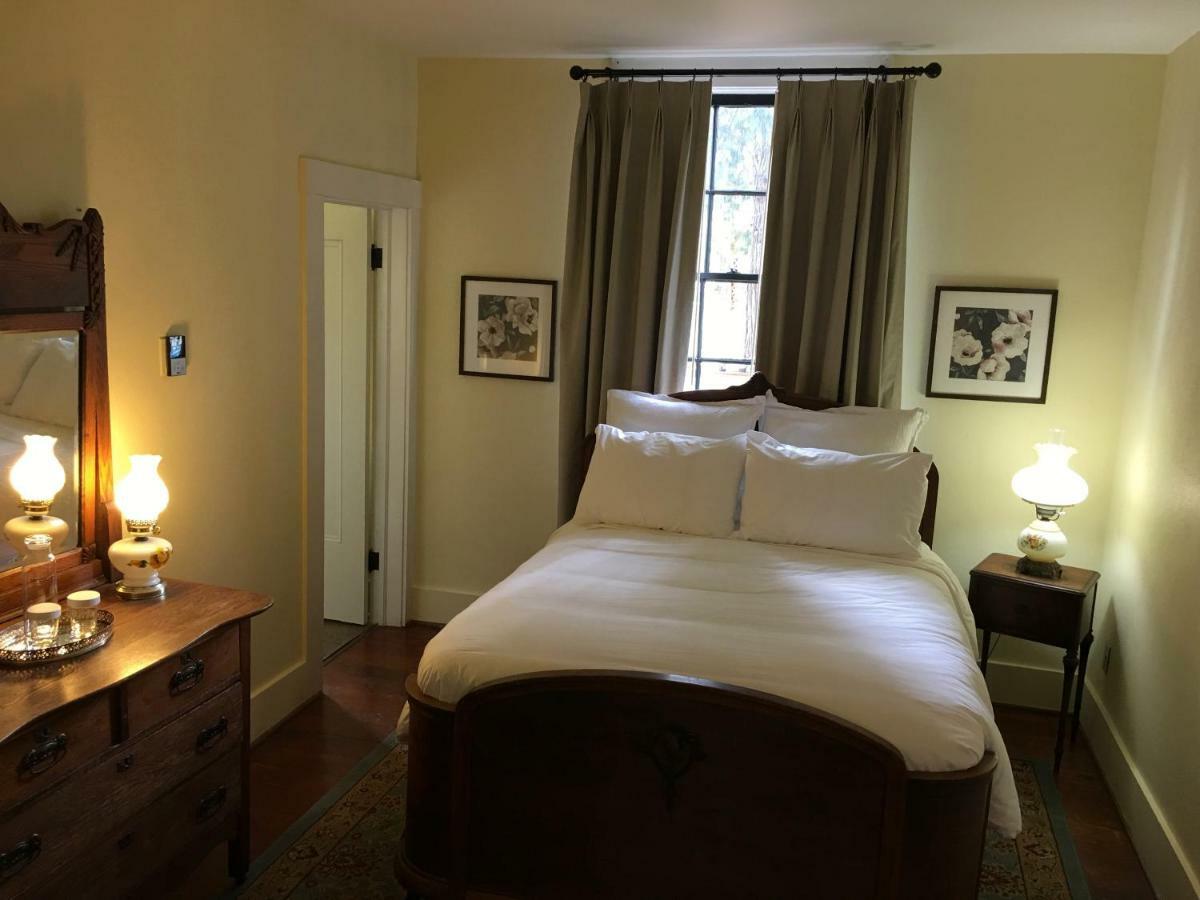 Wolf Creek Inn & Tavern Luaran gambar