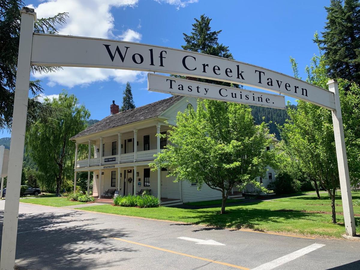 Wolf Creek Inn & Tavern Luaran gambar