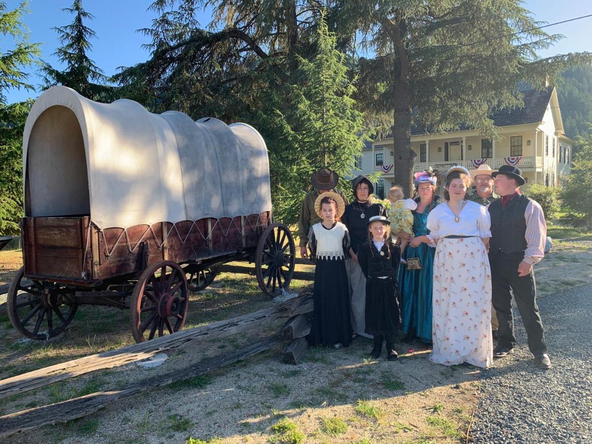 Wolf Creek Inn & Tavern Luaran gambar